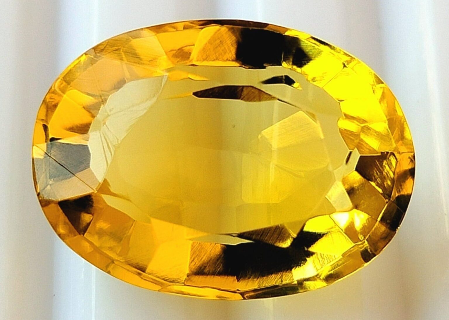 The 10 Most Valuable Yellow Gemstones - Gema Nativa