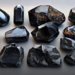 Pedra Preta na Espiritualidade: Proteção, Limpeza e Poder